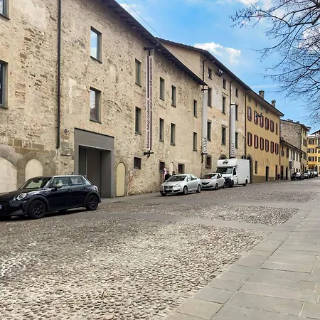 Bed&art - Immobili E Soluzioni Rent Appartement *